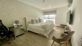 Venta de Apartamento en Escazú, San José. RAH 26-2072