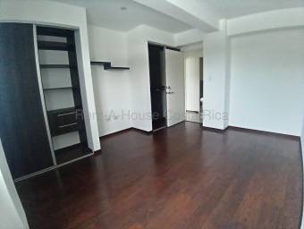 Apartamento en venta en La Uruca San José con ubicación estratégica #26-1993 GS Apartamento en venta en La Uruca San José con ubicación estratégica #26-1993 GS