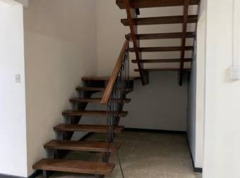 Se vende casa en Catedral San José 26-731 Se vende casa en Catedral San José 26-731