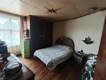 Se vende casa en Zapote San José 26-707