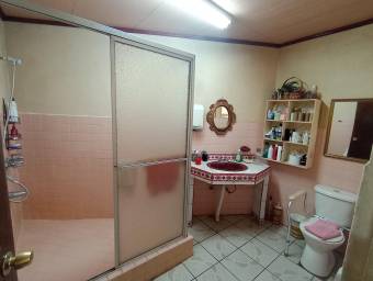 Se vende casa en Zapote San José 26-707