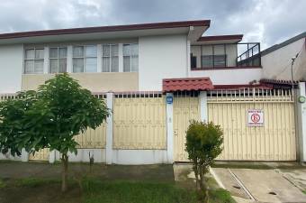 Se vende casa en Zapote San José 26-707