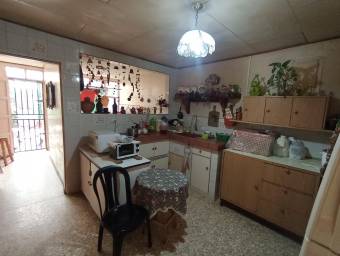 Se vende casa en Zapote San José 26-707