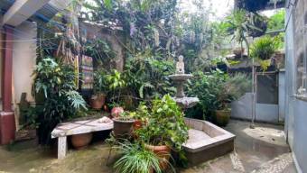 Se vende casa en Zapote San José 26-707