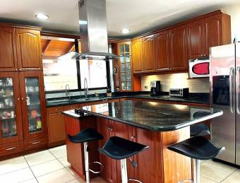 Se vende casa en Mercedes Heredia 26-267 Se vende casa en Mercedes Heredia 26-267