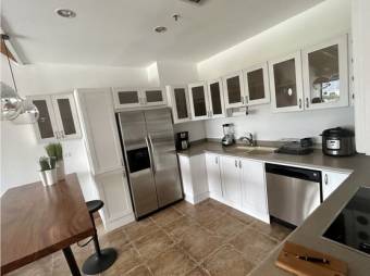 VENTA DE PENTHOUSE AMOBLADO, SAN JOSE, SABANA