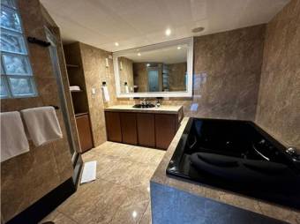 VENTA DE PENTHOUSE AMOBLADO, SAN JOSE, SABANA