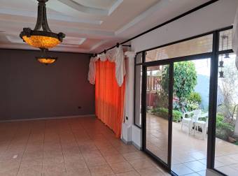 HEREDIA MERCEDES NORTE VENDO CASA $305.000