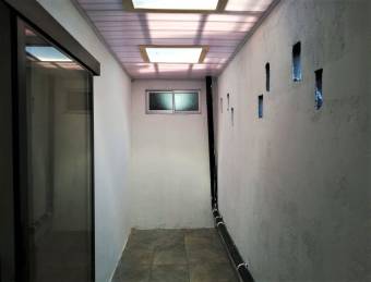 se vende excelte casa esquinera en pozos de santa ana 20-1508