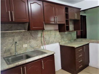 se vende excelte casa esquinera en pozos de santa ana 20-1508