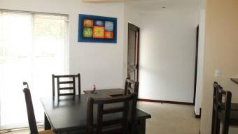 se vende espaciosa casa en santa ana Rio oro 20-453