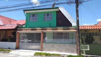 Venta de bella casa con ubicación inmejorable en El Carmen de Guadalupe, Goicoechea. #20-1044