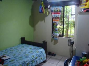Cómoda y Hermosa Casa en Venta.  En  Guápiles.  CG-20-903