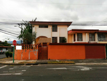 Se Vende Casa en Sn. Francisco de Dos Rios, Urb. La Pacifica