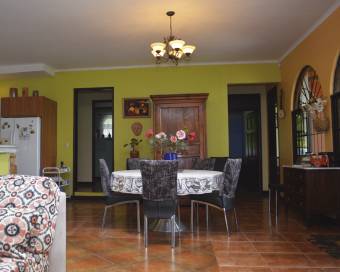 Hermosa casa en Villas del Arroyo 