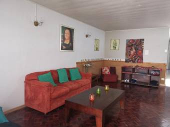 MLS-21-884 VENTA CASA PASEO COLON SAN JOSE 