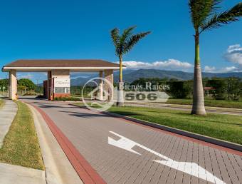 Lote esquinero Hacienda Los Reyes La Guácima Alajuela #1059