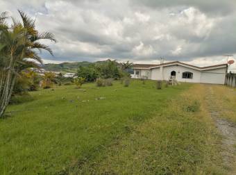 VENTA DE PROPIEDAD CON CASA Y BODEGA, CARTAGO