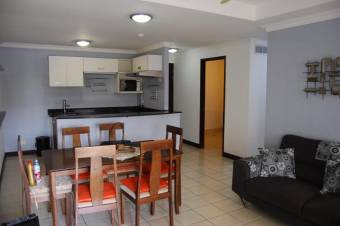 Espectacular Apartamento en SantaAna, En Venta.  CG-20-1645