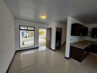 MLS-22-1840 VENTA CASA AGUA CALIENTE CARTAGO