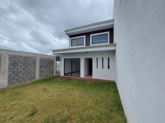 MLS-22-1840 VENTA CASA AGUA CALIENTE CARTAGO