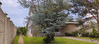 MLS-22-2633 VENTA CASA SARCHI ALAJUELA