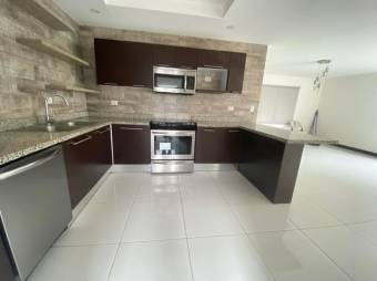 MLS-22-2635 VENTA CASA ESCAZU