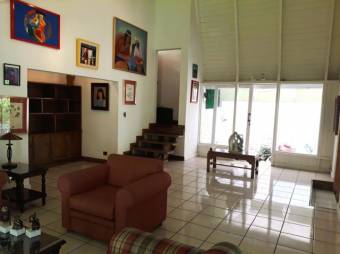 MLS-22-2667 VENTA CASA SAN RAFAEL ESCAZU