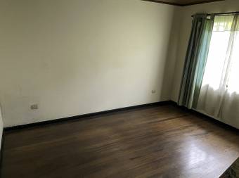 VENTA DE CASA IDEAL PARA COMERCIO EN SAN SEBASTIAN