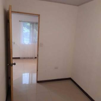 MLS-22-2669 VENTA CASA CON 3 APARTAMENTOS LA UNION CARTAGO