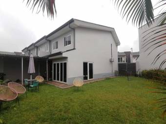 MLS-22-2684 VENTA CASA GUACHIPELIN SAN JOSE