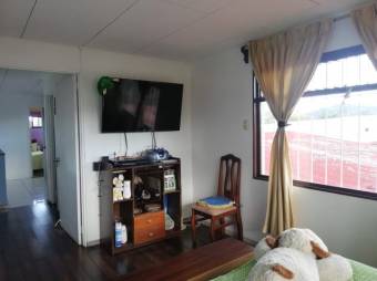 MLS-22-2700 VENTA CASA DESAMPARADOS SAN JOSE