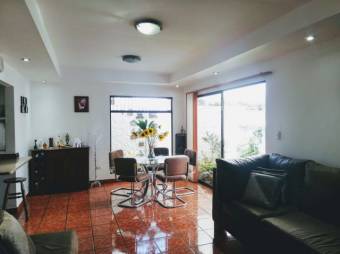 MLS-22-2700 VENTA CASA DESAMPARADOS SAN JOSE