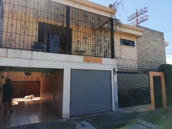 Casa en venta en Rohrmoser, San José. RAH 22-603