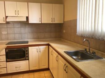 MLS-22-2725 ALQUILER APARTAMENTO LA URUCA SAN JOSE