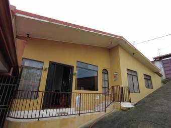 MLS-23-133 VENTA PROPIEDAD CON 2 CASA PARAISO CARTAGO