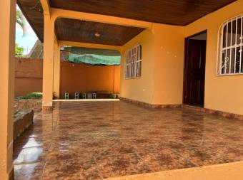 Venta de casa ubicada en Alajuela, Orotina