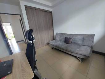 Se vende casa moderna en San Pablo de Heredia 23-3303