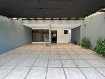 Se vende moderna casa independiente en San Pablo Heredia 23-1918