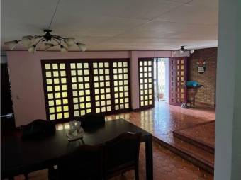 House for rent or sale in Curridabat