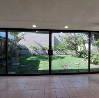 Espectacular y  Moderna Casa en Rohrmoser en Venta. CG-23-794