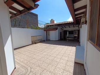 MLS-23-3401 VENTA CASA ALAJUELA CENTRO