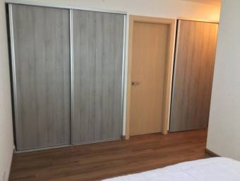 Se alquila apartamento semi amueblado en Ulloa Heredia 23-3144