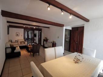 MLS-23-913 VENTA CASA MORAVIA SAN JOSE