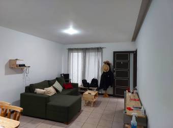 Se alquila espacios apartamento con patio en pozos de Santa Ana 23-3446