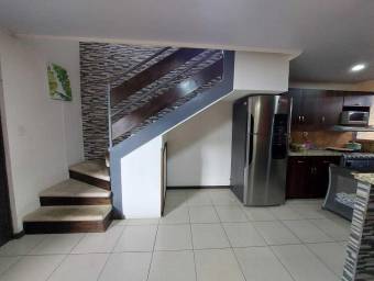 Se vende casa en San Pablo Heredia 23-3466