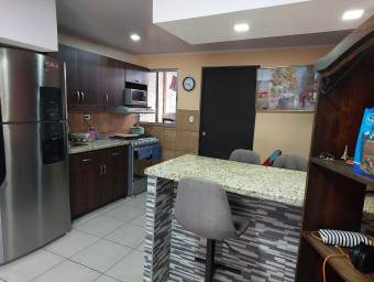 Se vende casa en San Pablo Heredia 23-3466