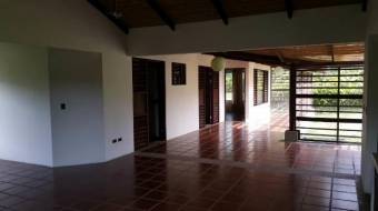 Espectacular Quinta con Casa en Quintas del Trópico de Guapiles en Venta. CG-23-3178