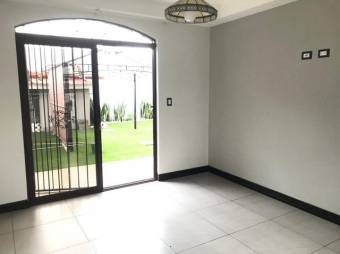 MLS-23-3482 VENTA CASA SAN JOAQUIN HEREDIA 