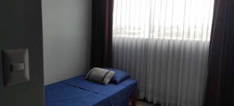 Se vende espacioso apartamento  en san sebastian San Jose 23-3471